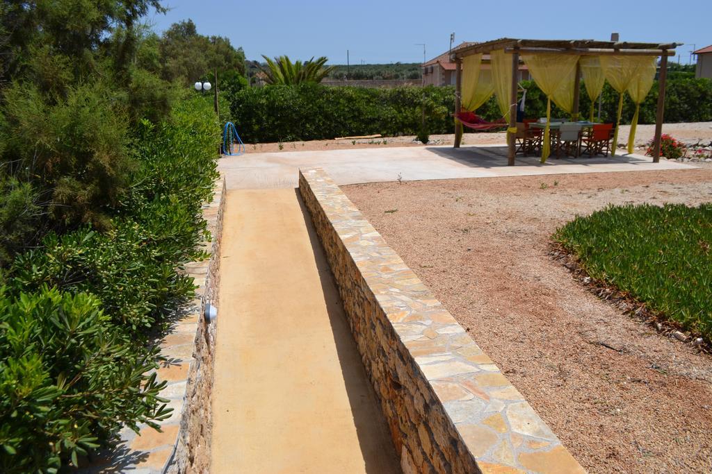 Esperides Apartment Marathopoli Exterior photo